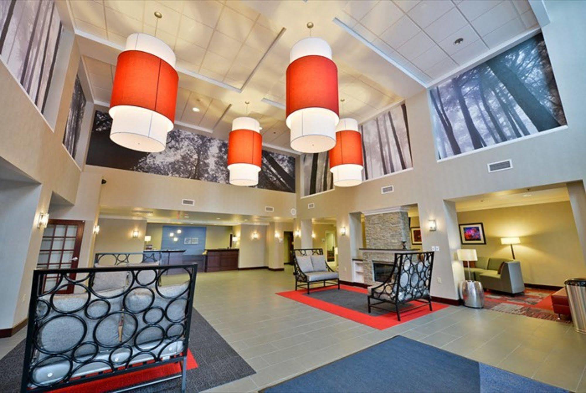 Holiday Inn Express Canandaigua - Finger Lakes Extérieur photo